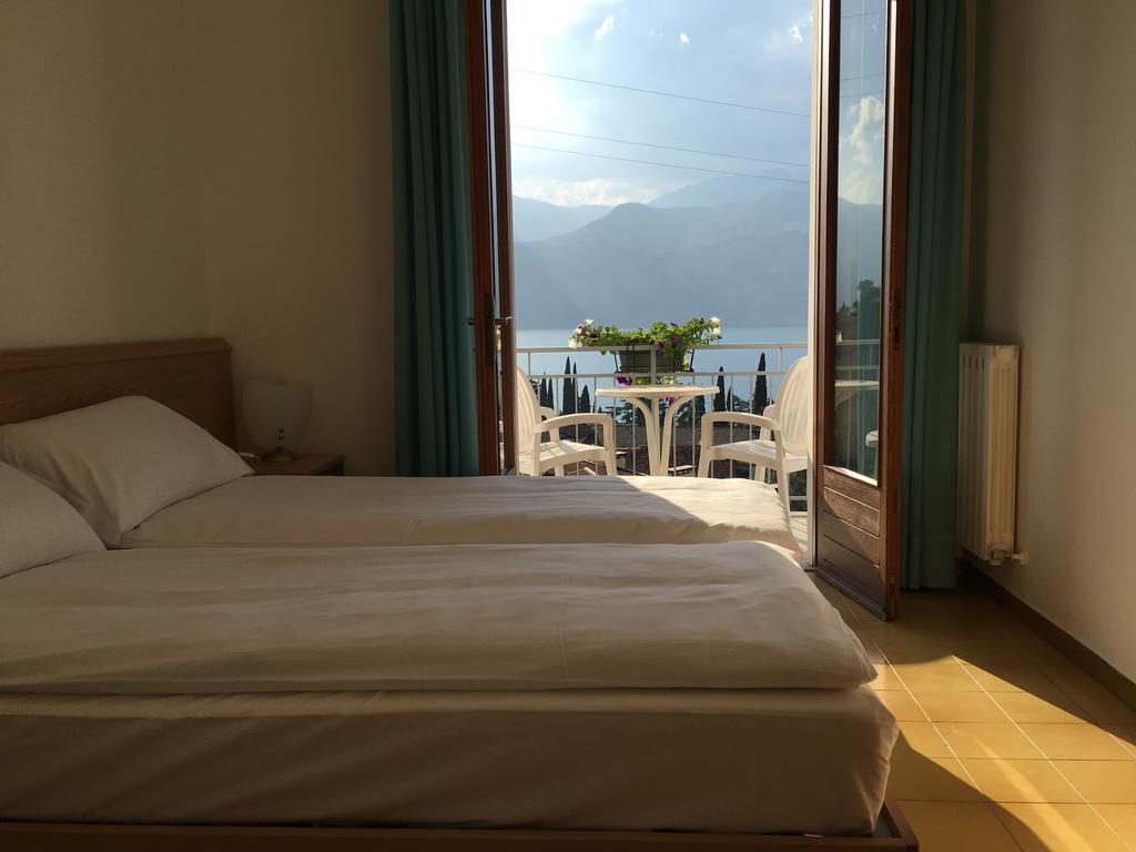 Casa Bianca Hotel Malcesine Exterior foto